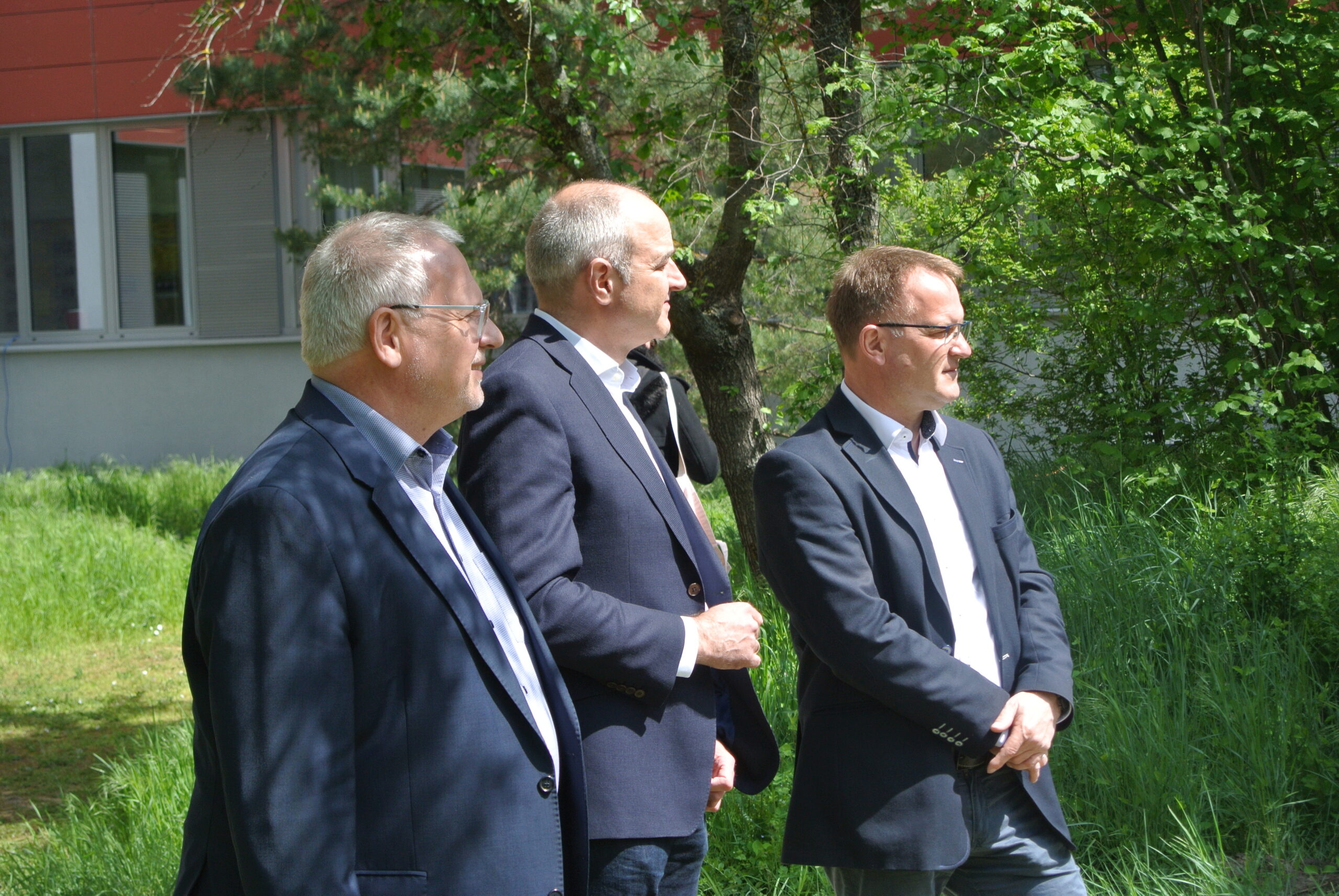 Übergabe des neuen Schulgartens